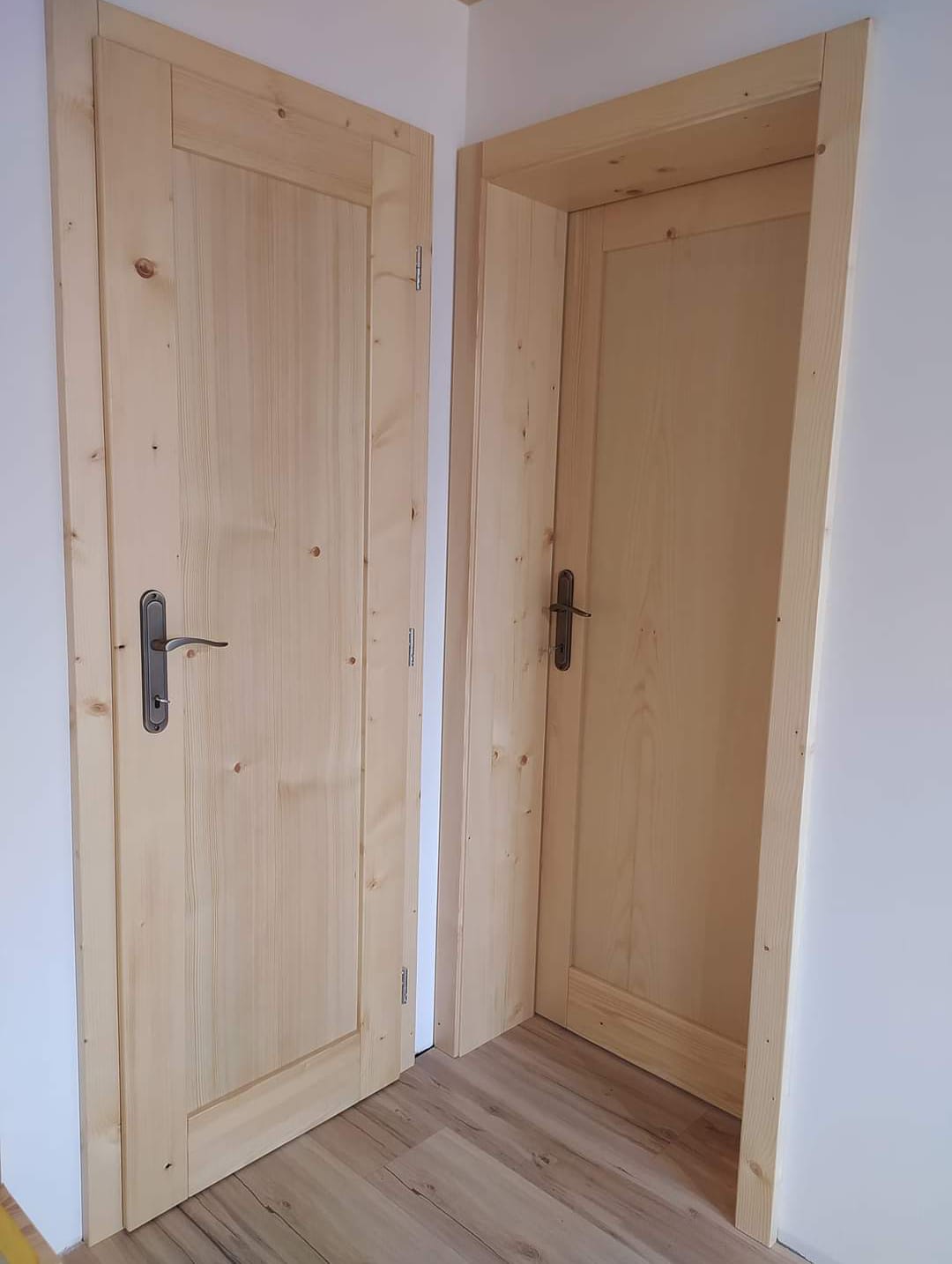 Interiérové dvere na mieru, stolárstvo Orava